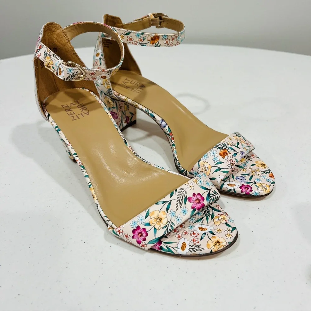 Naturalizer Women's Vera Heeled Sandal Floral Flower Print On Cream Nude 10W - Picture 3 of 6